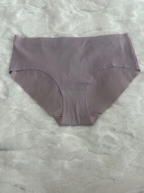 Lululemon No Show Panty M